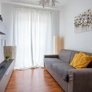 Appartamento Teranga In Monte Ortigara Con Netflix, Monza