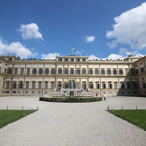 Appartamento Centro-milano-como,suite Vicino Stazione, Monza